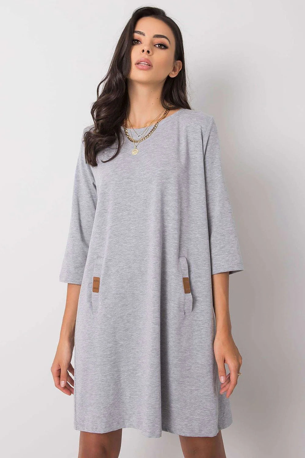 Robe ample verte coton moderne manches 3/4 poches latérales style décontracté mode féminine élégante