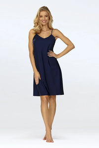 Robe de nuit sexy DKaren pour femme élégante et confortable en soie satinée bleu marine encolure V bretelles ajustables