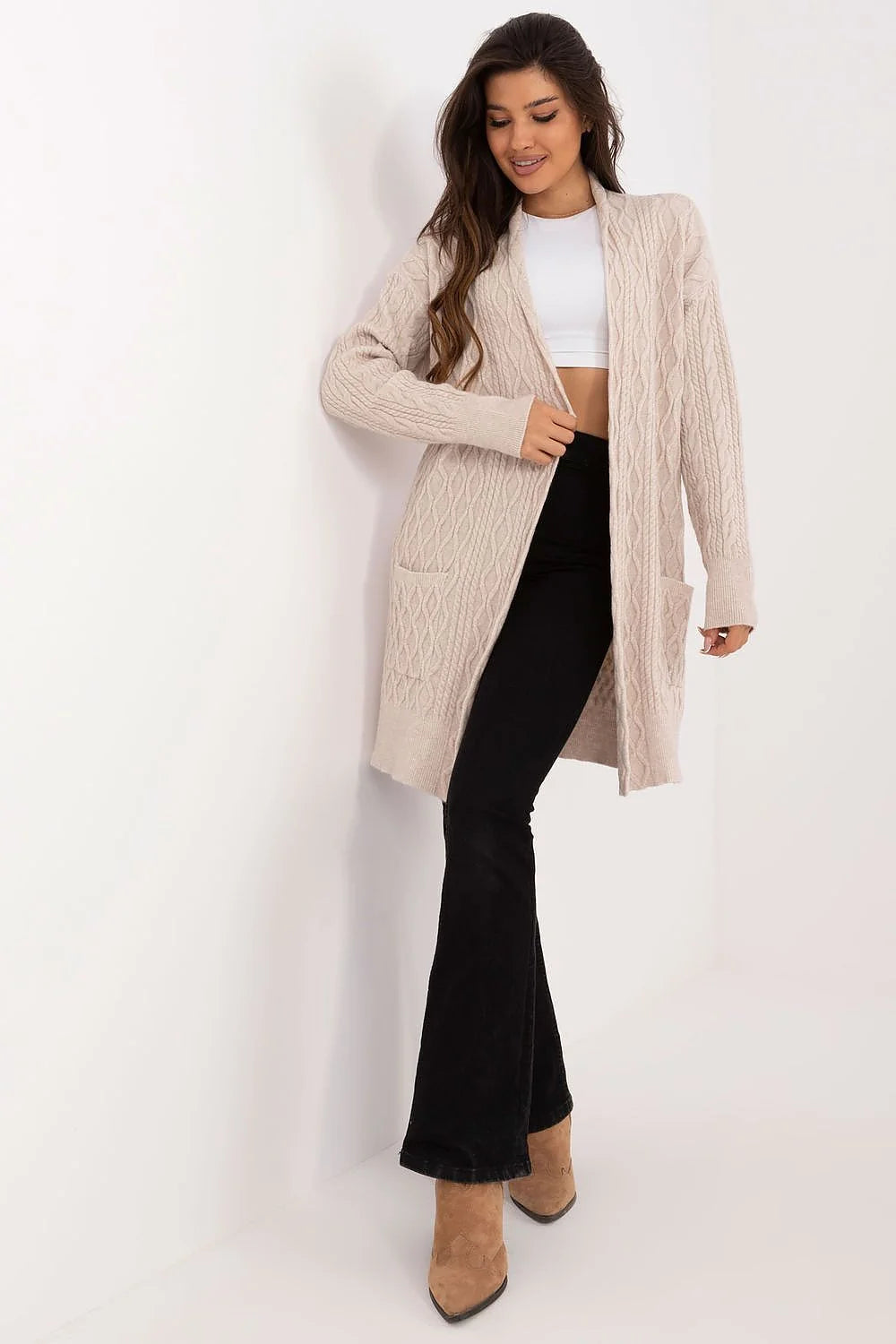 Cardigan long pour femme style ouvert texture douce beige clair automne-hiver casual versatile tendance