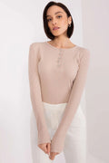 Chemisier BFG pour femmes, style moderne élégant, coupe ajustée, manches longues, col rond, tissu coton côtelé, couleur beige, occasion quotidienne ou spéciale