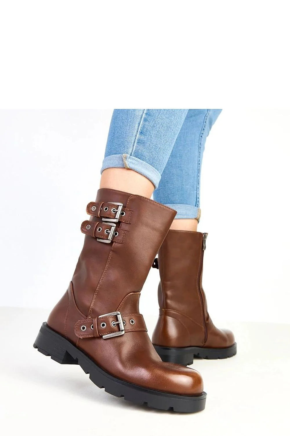 bottines femme biker cognac cuir écologique boucles décoratives réglables bout rond tige23cm semelle crantée antidérapante talon bas zippée