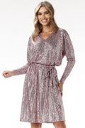 Robe de soirée élégante Awama trapèze sequins rose métallisé V-neck manches longues ceinture ajustable femme