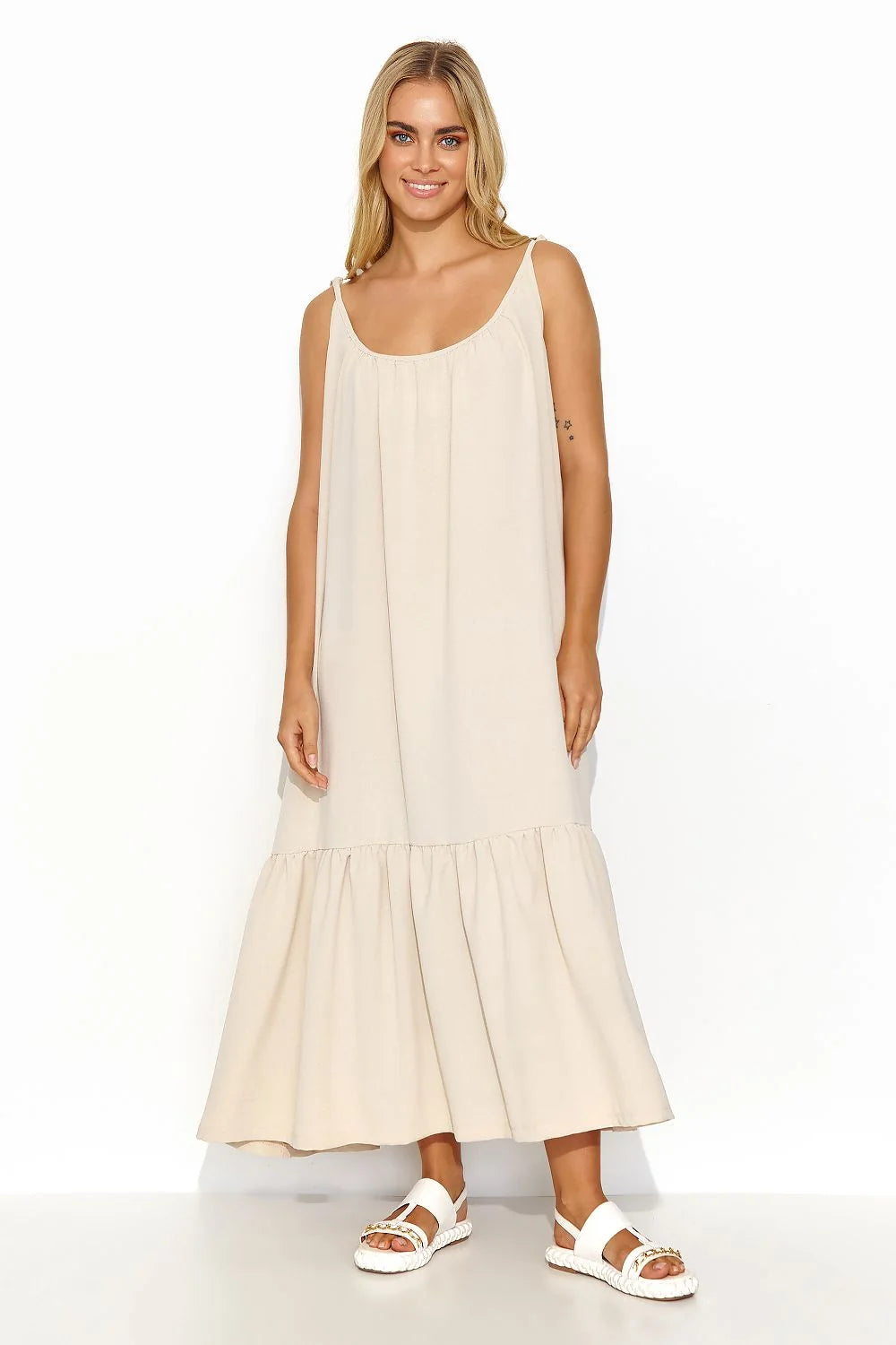 robe jour Makadamia longue été maxi sans manches bretelles fines nouées encolure ronde coupe ample fluide volant large beige crème