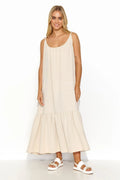 robe jour Makadamia longue été maxi sans manches bretelles fines nouées encolure ronde coupe ample fluide volant large beige crème