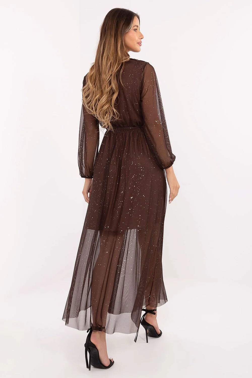 robe longue soirée marron chocolat voile tulle pailleté portefeuille décolleté croisé ceinture taille marquée jupe plissée semitransparente manches longues bouffantes