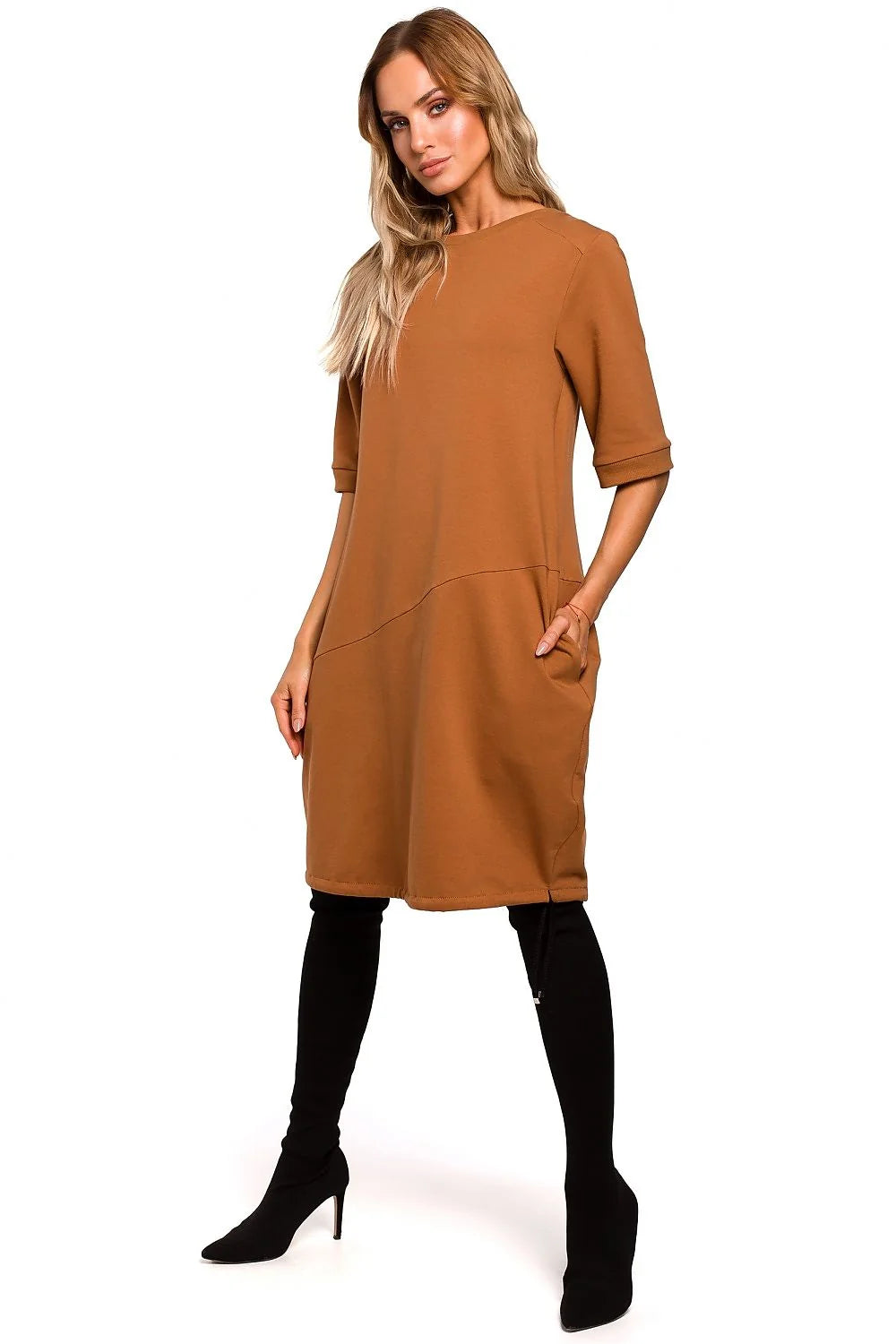 Robe mi-longue coton casual élégante marron camel confortable avec poches pour femmes modernes actives