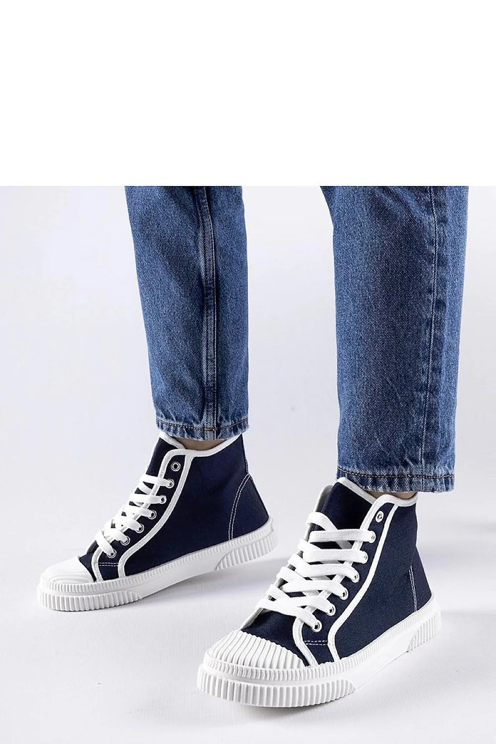 baskets montantes Solea bleu marine blanc toile lacets métalliques œillets semelle caoutchouc épaisse bout renforcé nervuré