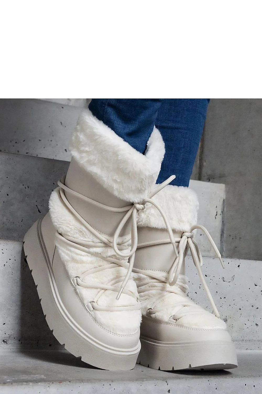 Bottes de neige Solea pour femmes isolées fourrure synthétique beige clair style moderne hiver