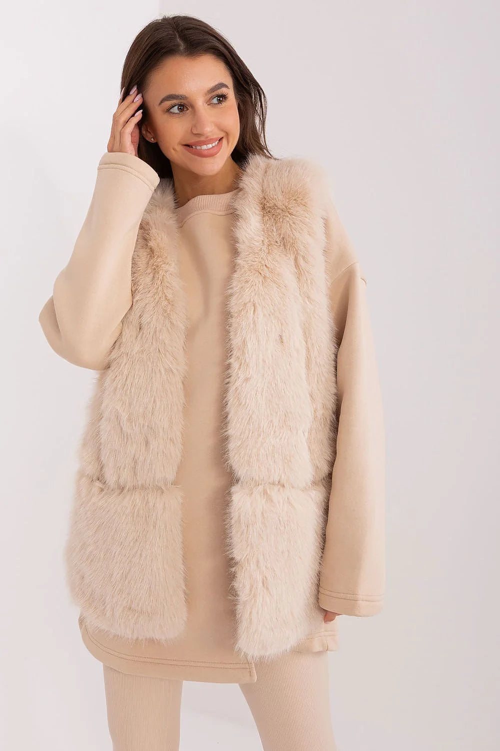 Gilet en fausse fourrure élégant et confortable pour femme, style ouvert, coupe droite, automne/hiver
