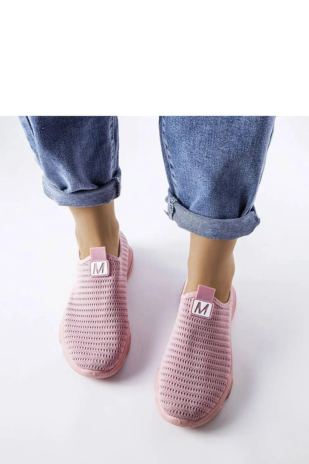 Chaussures de sport Solea pour femme, design moderne, couleur rose, confort maximal, style urbain, sans lacets, maille respirante, semelle caoutchouc, idéales été, mode décontractée, légèreté, durabilité, polyvalence, esthétisme
