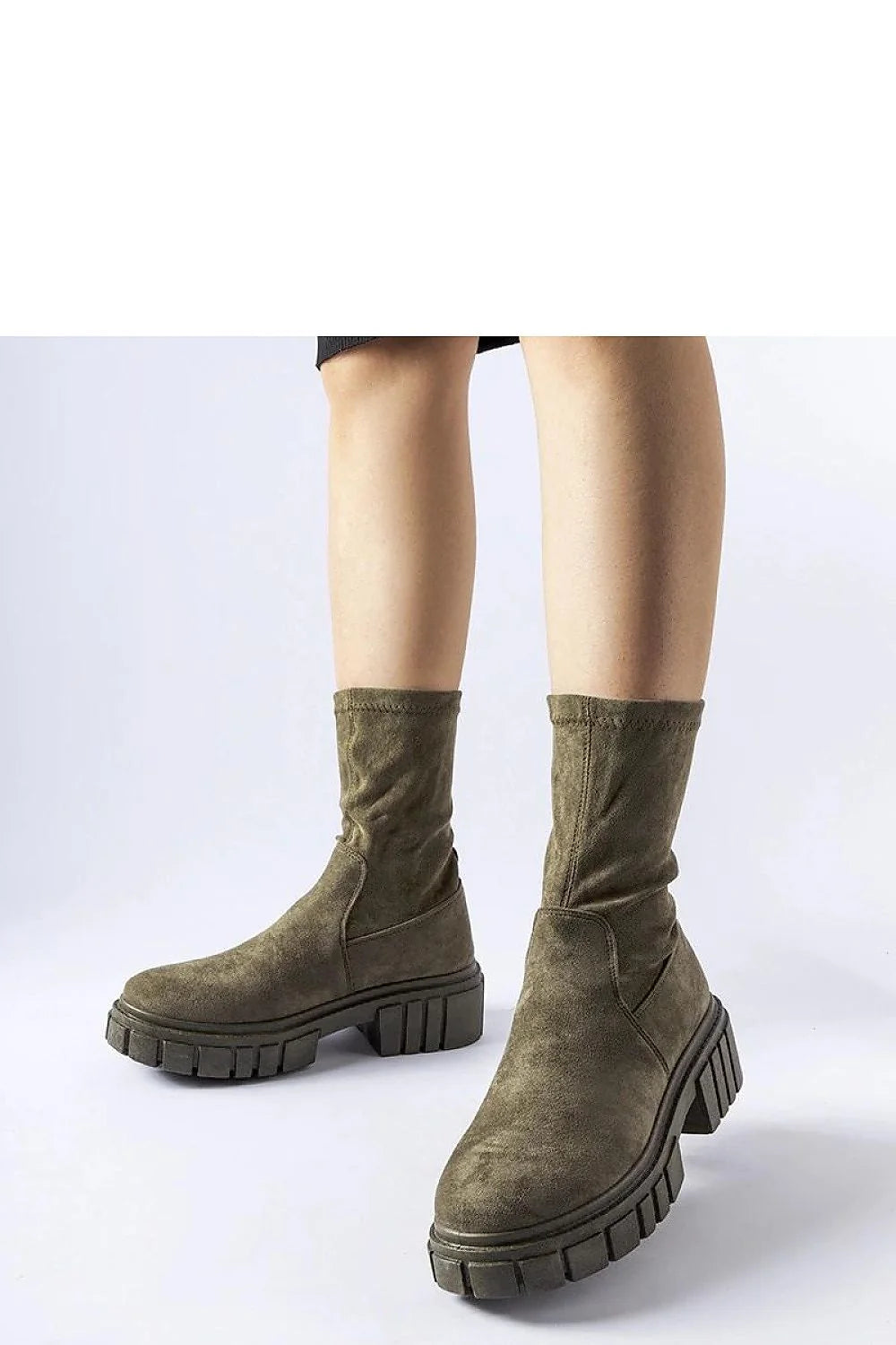 Bottes Solea kaki suédine mi mollet pullon plateforme semelle crantée talon bloc bout rond stretch confortable durable antidérapante