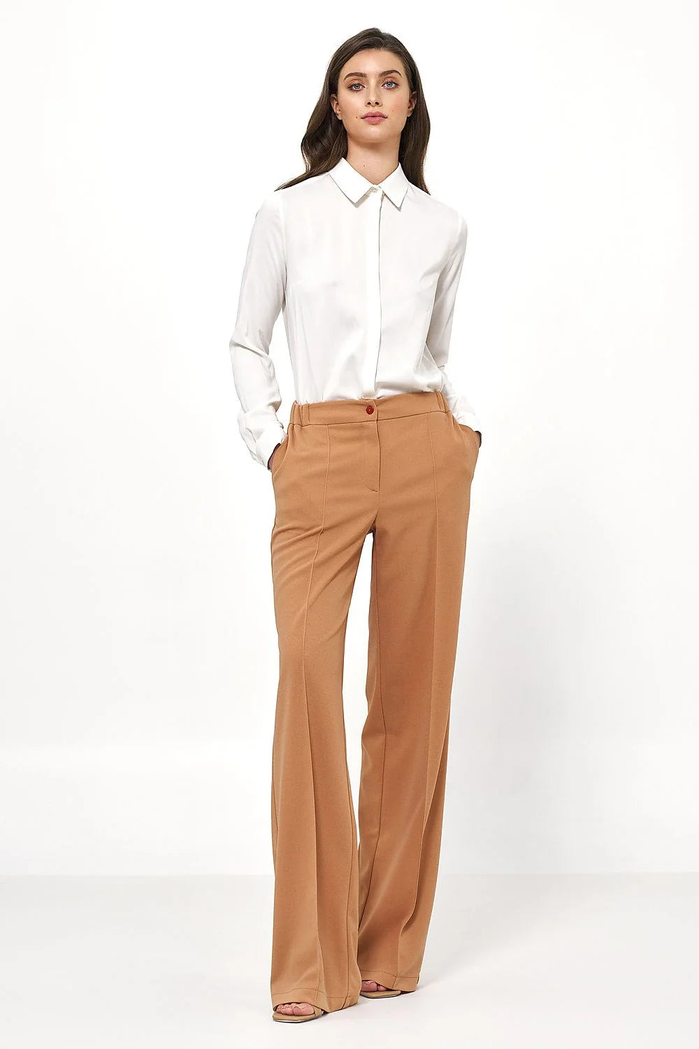 chemise blanche viscose fluide soyeuse légère coupe droite élégant manches troisquarts col pointu patte cachée bureau casual confortable