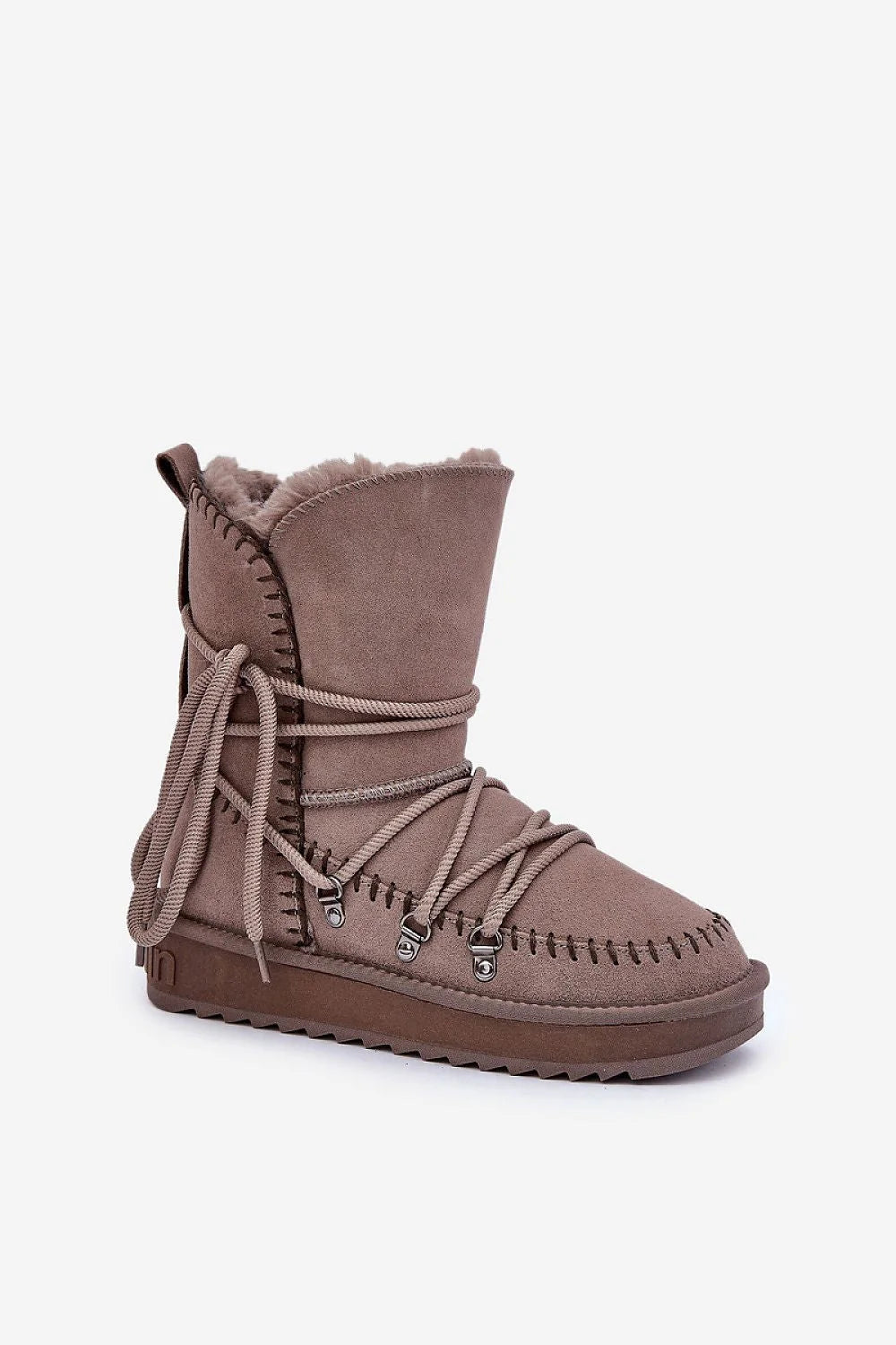 Bottes de neige pour femme en suède taupe style asymétrique lacets croisés fourrure synthétique confort hiver urban chic mode