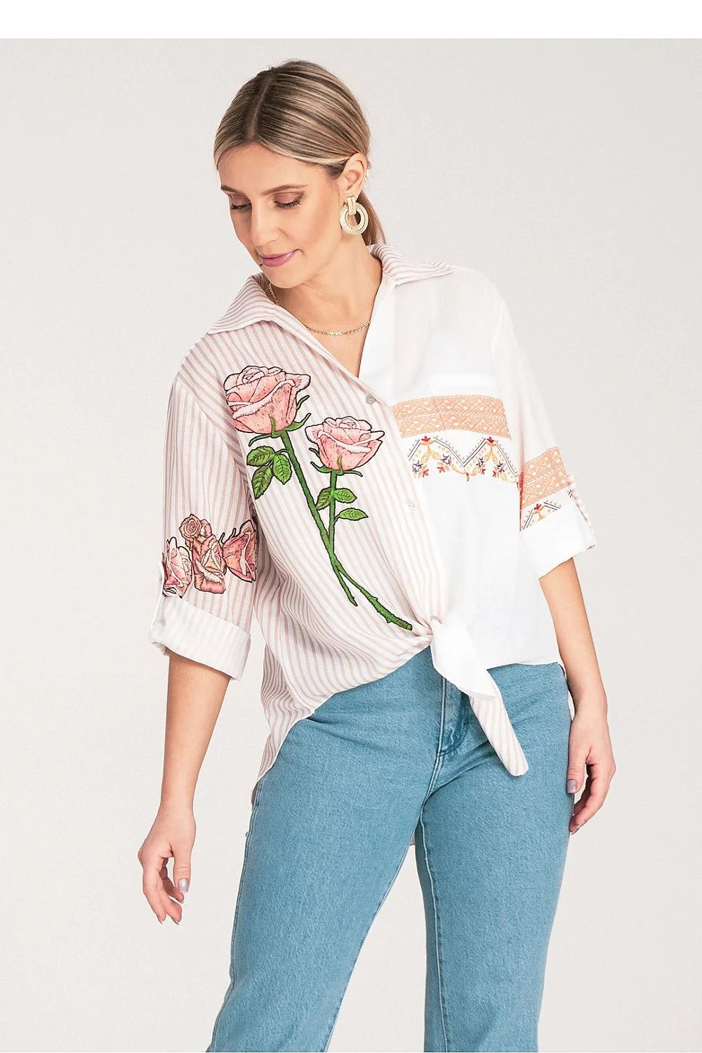 blouse femme asymétrique rayée brodée florale manches troisquarts col classique nouée devant tissu léger dentelle imprimé pêche bohème