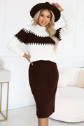 ensemble femme deux pièces maille côtelée pull col cheminée blanc cassé bande chocolat jupe crayon midi taille haute