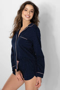 Pyjama femme élégant et stylé en coton doux bleu marine points blancs manches longues short à nœud rose pâle pour la maison et la nuit