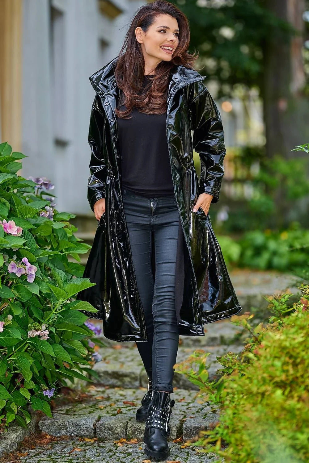 Manteau long vinyle femmes audacieux moderne coupe ample col montant noir rouge confortable