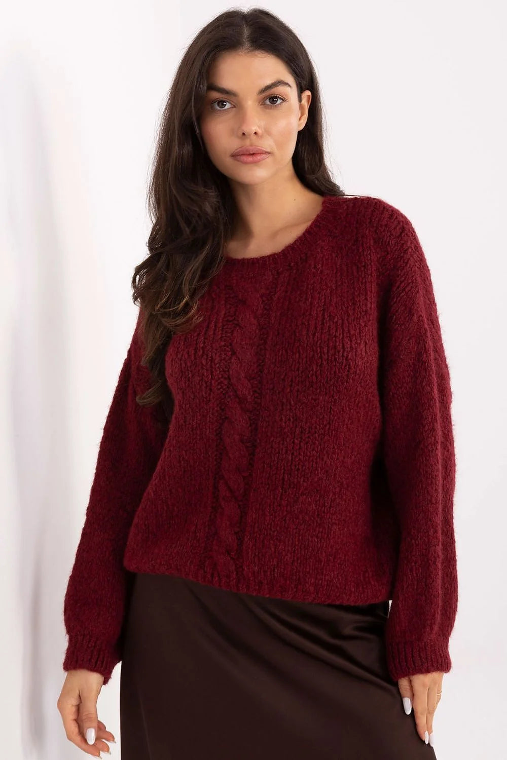 pull femme oversize maille épaisse bordeaux bouclée duveteuse col rond manches longues bouffantes épaules tombantes côtelés poignets confortable stylé