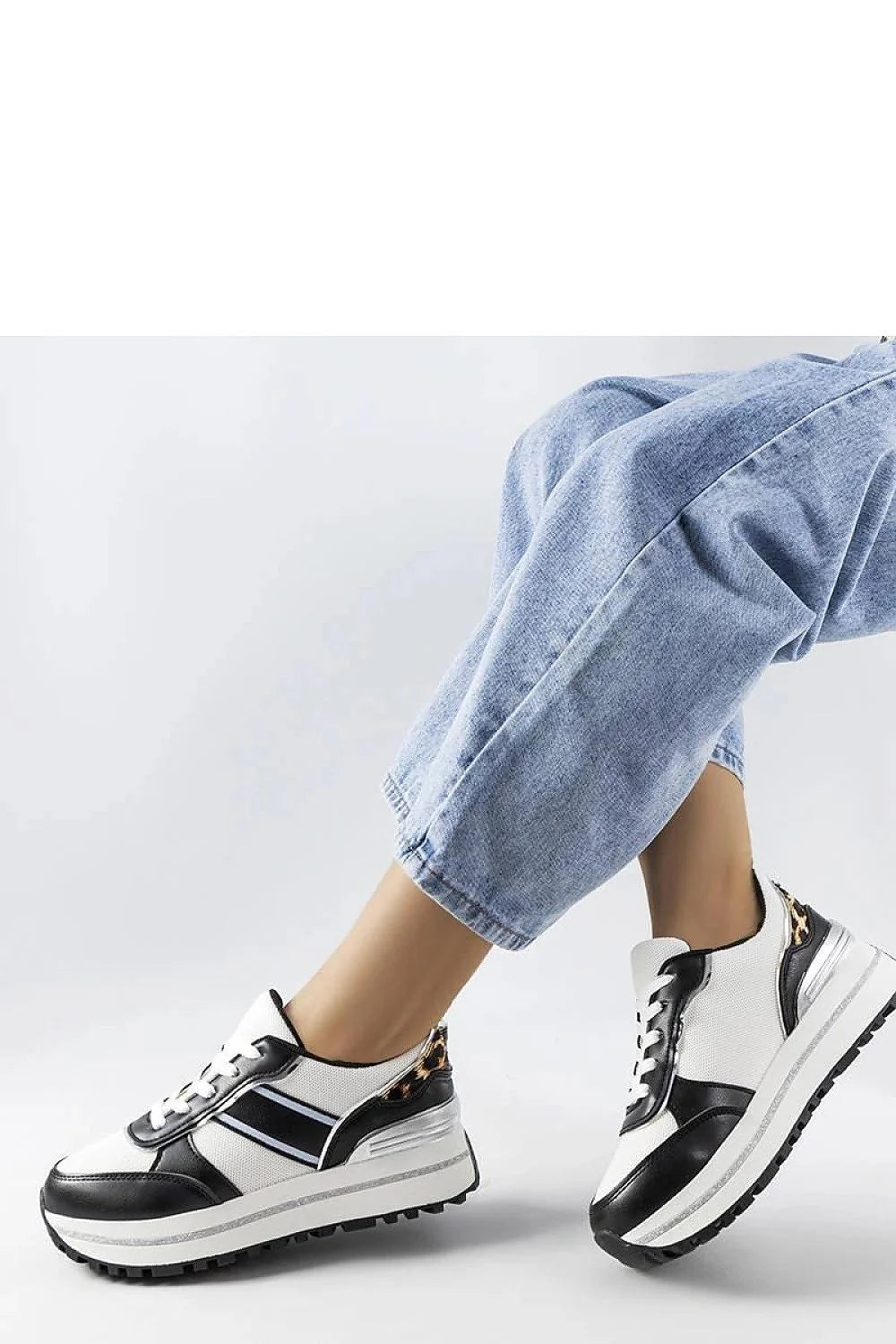 Baskets modernes élégantes pour femme cuir synthétique plateforme épaisse semelle amortie style sport-chic paillettes métalliques