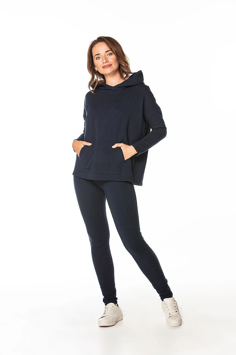 Sweatshirt Tessita ensemble coordonné sweatshirt legging capuche manches longues poche kangourou coton polyester femme bleu marine