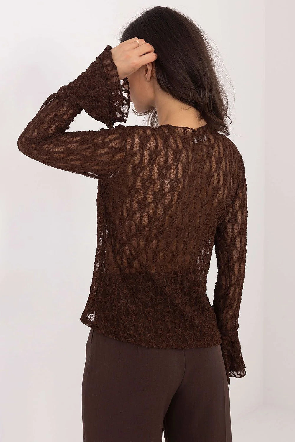 blouse dentelle femme ajustée manches longues cloche volants décolleté bateau viscose extensible doux confortable chocolat