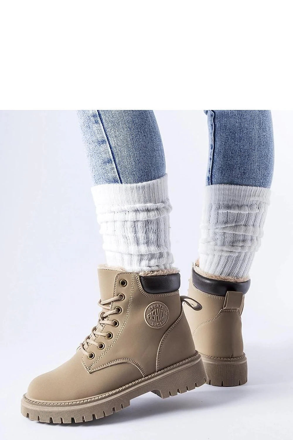 Bottes trappeur Solea femmes design robuste intemporel style randonnée urbain confort isolant semelle caoutchouc beige
