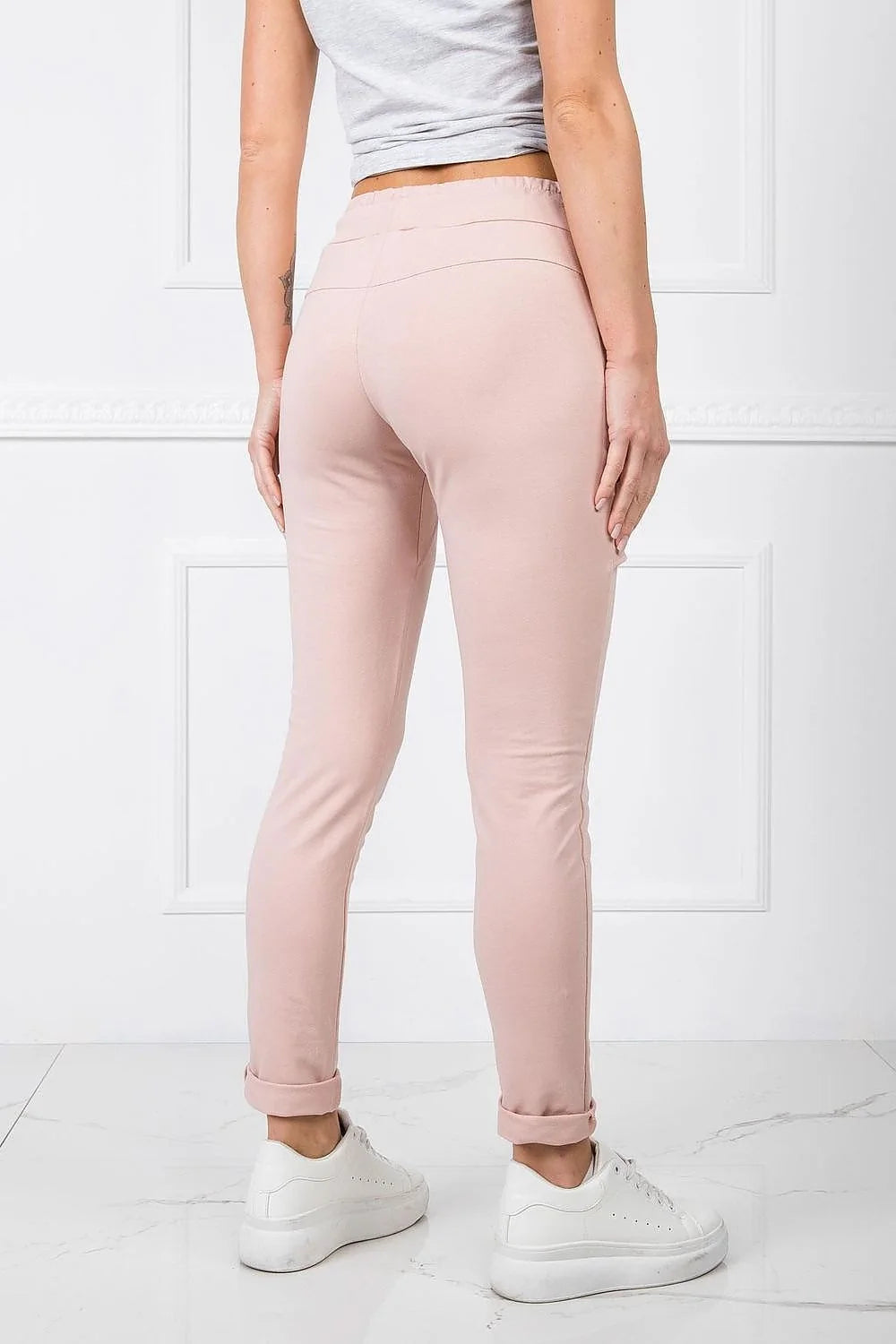 Pantalon jogger femme rose pâle ajusté élasthanne coton taille élastiquée poches avant confortables occasion quotidienne
