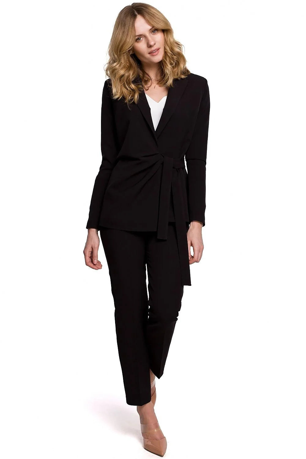 Blazer femme noir polyester élégant moderne coupe ajustée chic tenue professionnelle bureau style chic