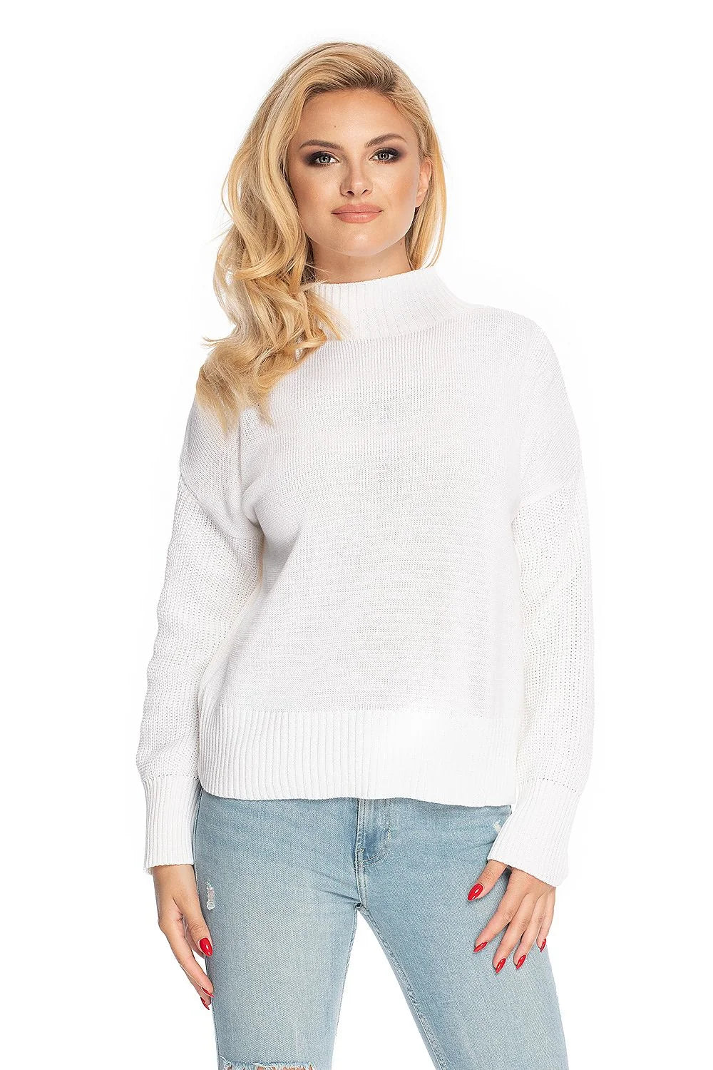 pull ample féminin blanc acrylique coton col montant manches longues bordcotes épaules tombantes coupe droite courte oversize doux maille fine
