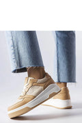 baskets femme beige sneakers basses plateforme semelle épaisse blanche cuir synthétique matelassés embossés lacets bout rond maintien rembourré confortable urbain