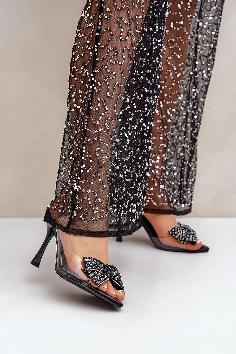 Ensemble femme élégant pantalon transparent sequins mules talons aiguilles nœud strass soirée cocktail robe longue