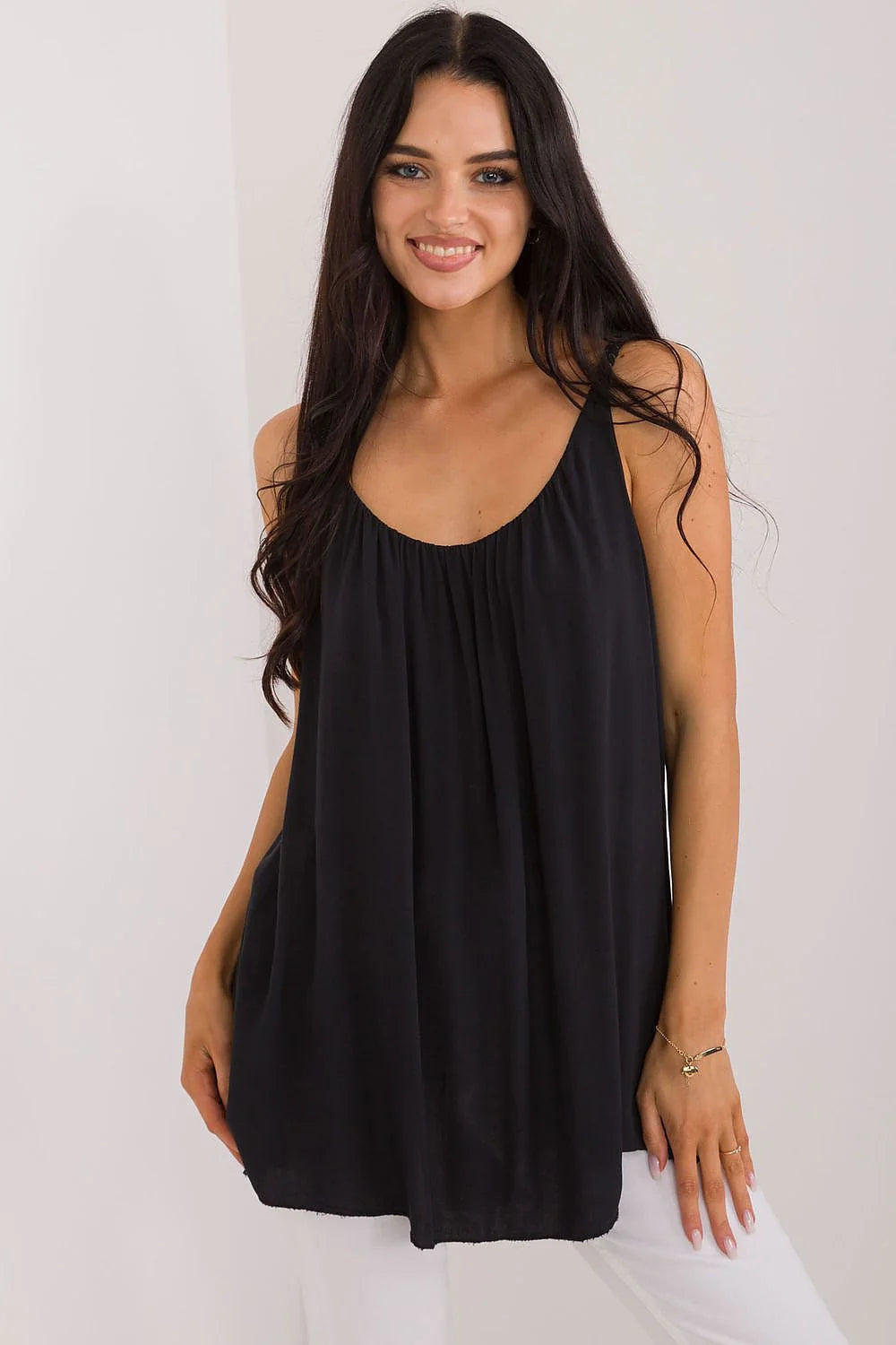 débardeur femme large fluide sans manches encolure ronde viscose respirante été drapé léger doublure discrète finition épurée tunique casual chic