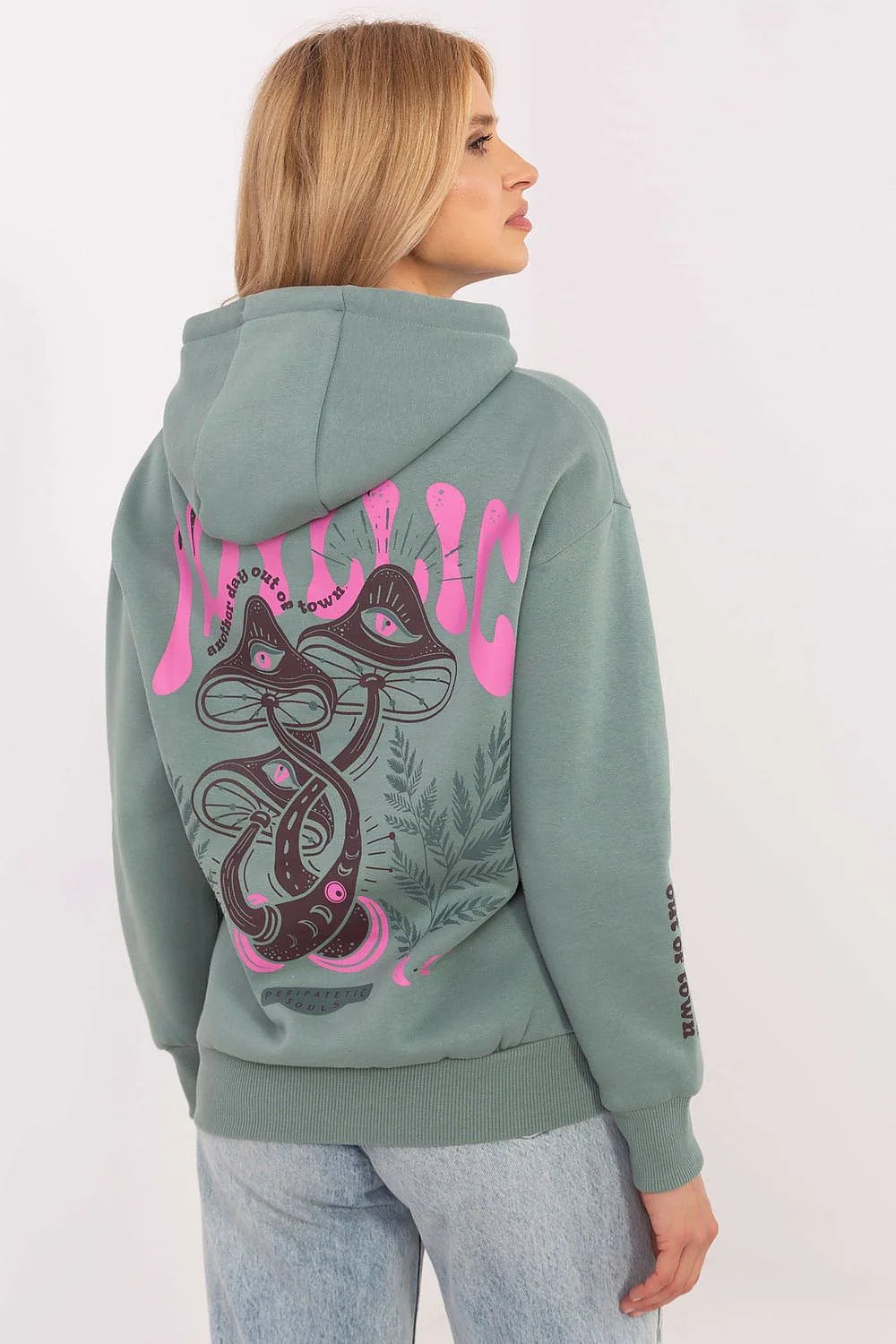 Sweatshirt femme capuche design moderne couleur vert sauge graphique champignon manches longues