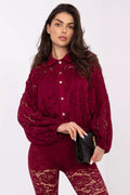 chemise dentelle femme bordeaux manches longues bouffantes col classique boutonnée boutons nacrés doublée semi transparente florale élégante moderne