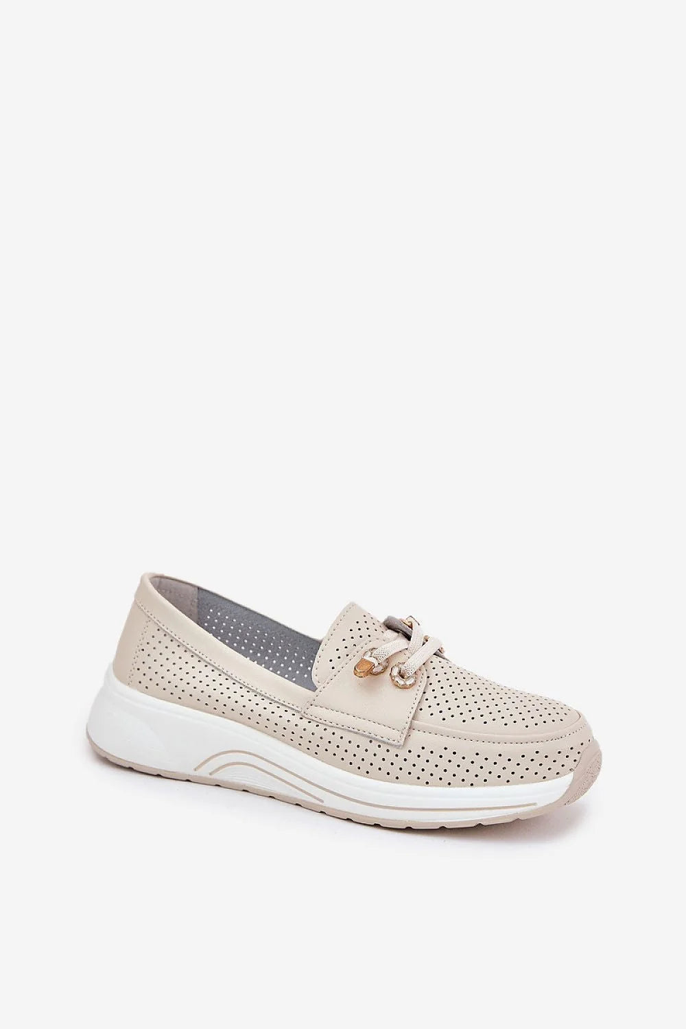 Chaussures basses féminines en cuir naturel, style mocassin, beige pâle, perforées, confortables, plateforme stabilisante, laces décoratives dorées, bracelet de cheville, occasion quotidienne, mode décontractée, amorti optimal, design moderne