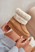 Bottes d'hiver cuir suédé écologique chic et confort avec fourrure blanche pour femmes tendance