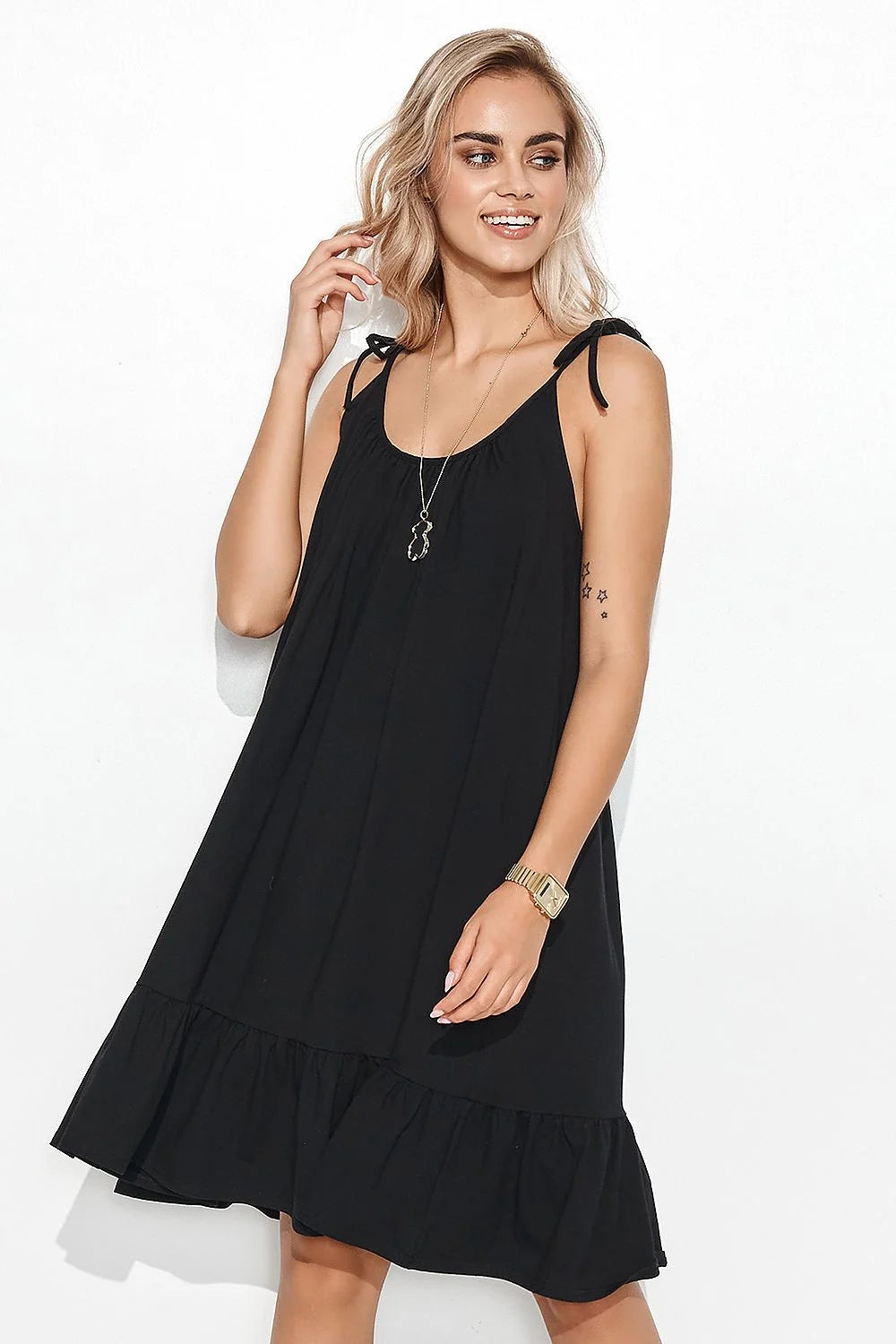 robe été courte trapèze bretelles fines nouées encolure froncée volant bas taupe jersey coton léger fluide poches latérales réglables confortable