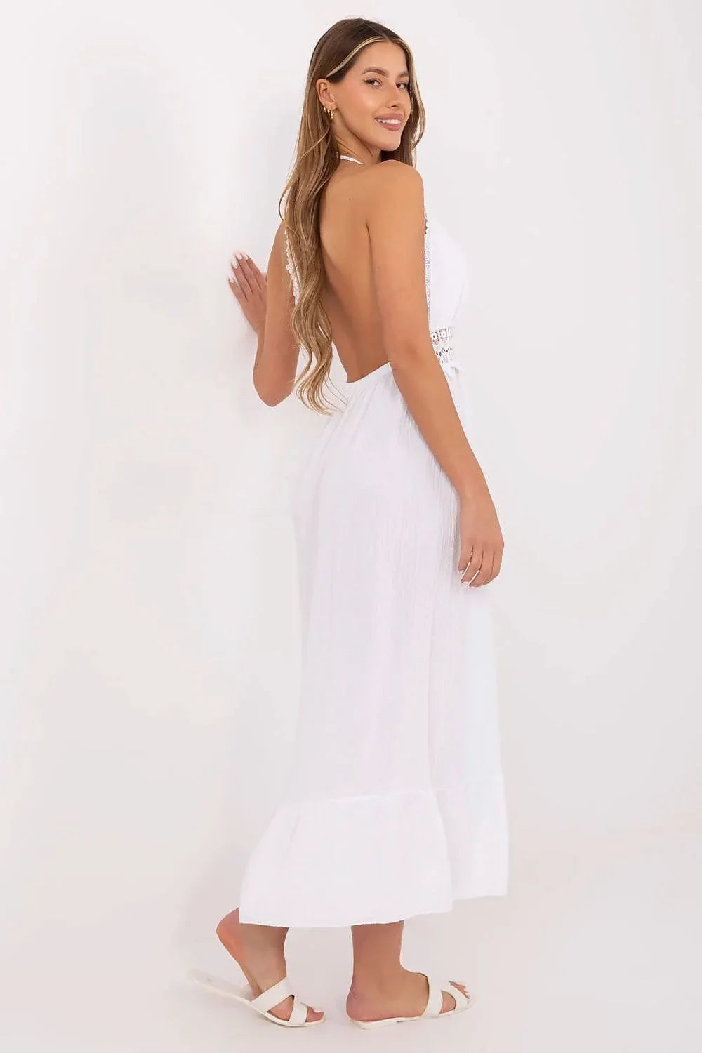 robe été boho chic longue midi sans manches col V profond crochet blanc bretelles fines dos nu