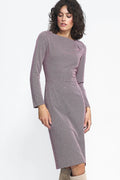Robe de jour élégante en viscose imprimé chevrons rose pâle manches longues encolure asymétrique coupe ajustée femme