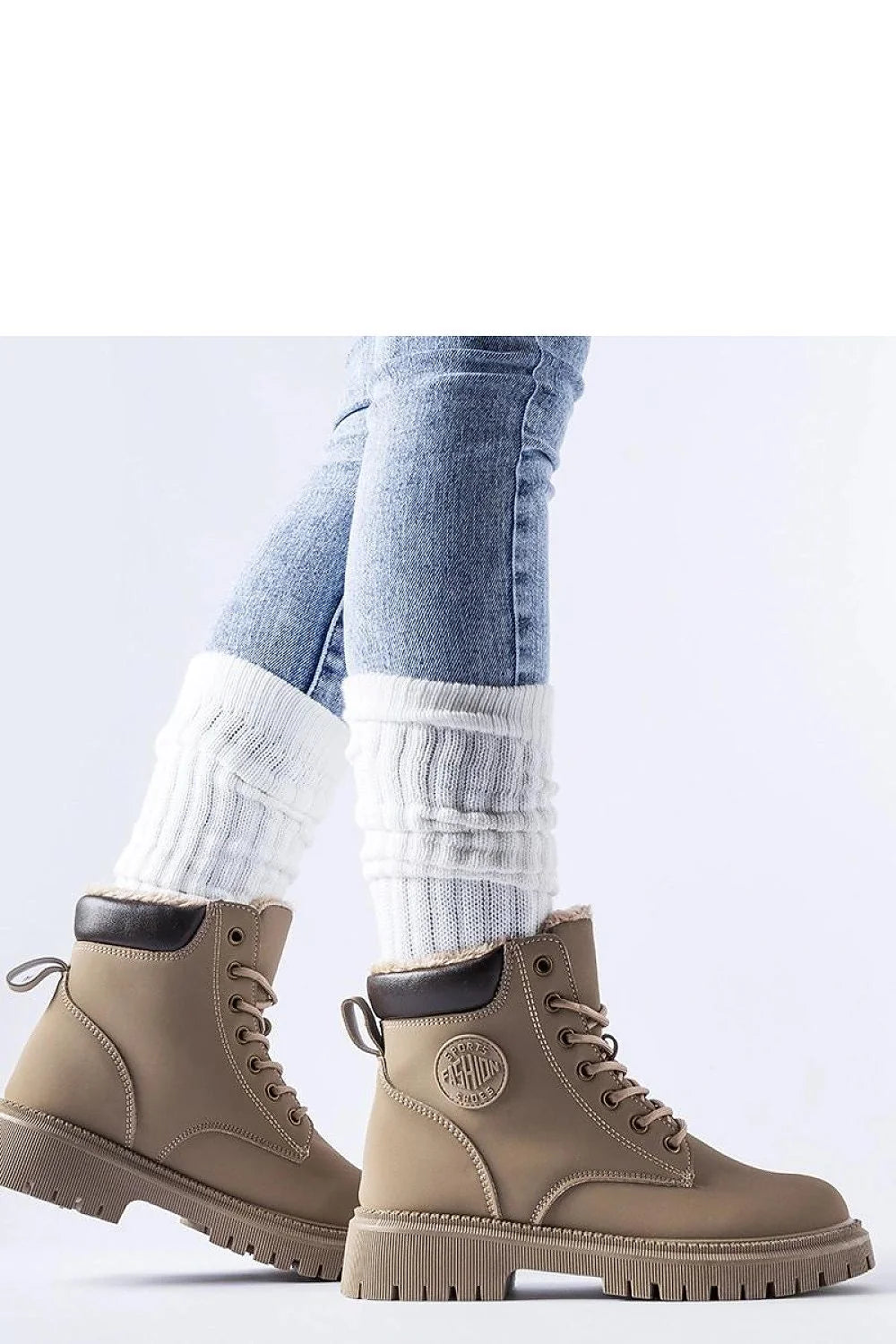 Bottes trappeur Solea femmes design robuste intemporel style randonnée urbain confort isolant semelle caoutchouc beige