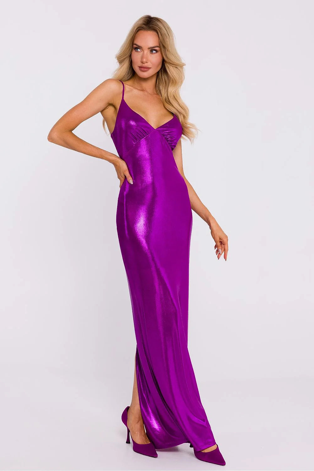 Robe longue élégante en satin violet pour soirée dos plongeant fente latérale ajustée femme