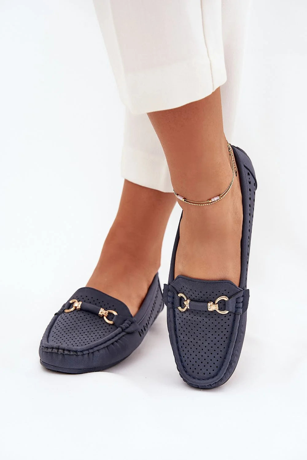 Mocassins femmes style élégant simili cuir doré perforé confort occasion多种 occasions