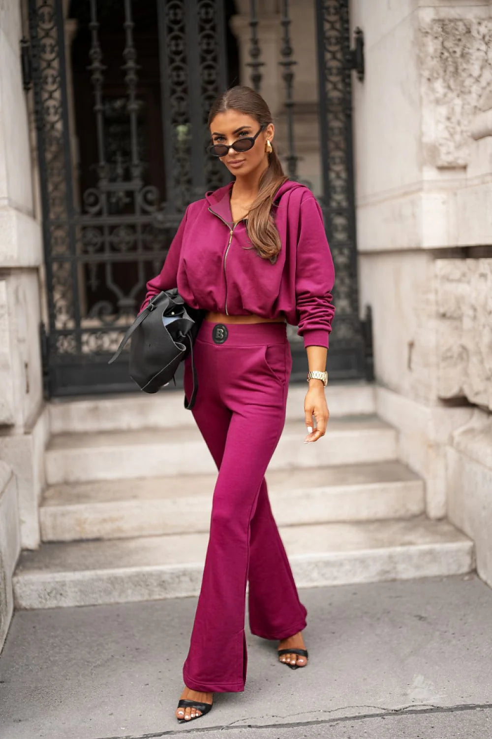 ensemble JULES Malina sweat zippé capuche pantalon taille haute évasé fente ourlet poches latérales molleton doux stretch magenta