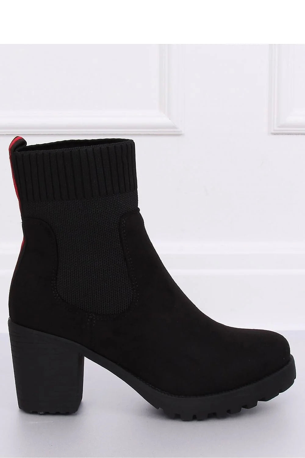 Bottines noires similicuir modernes confortables avec bande rouge talon épais semelle crantée femme hiver