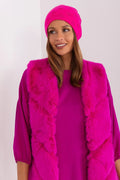 ensemble fuchsia vif bonnet maille extensible assorti robe manches longues bouffantes coupe fluide polyester léger confortable gilet fausse fourrure pelucheuse