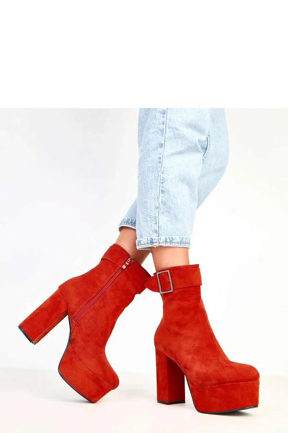 bottines femme cuir suédé écologique rouge brique talon poteau 12cm plateforme bout arrondi tige 17cm bride boucle métallique rétro