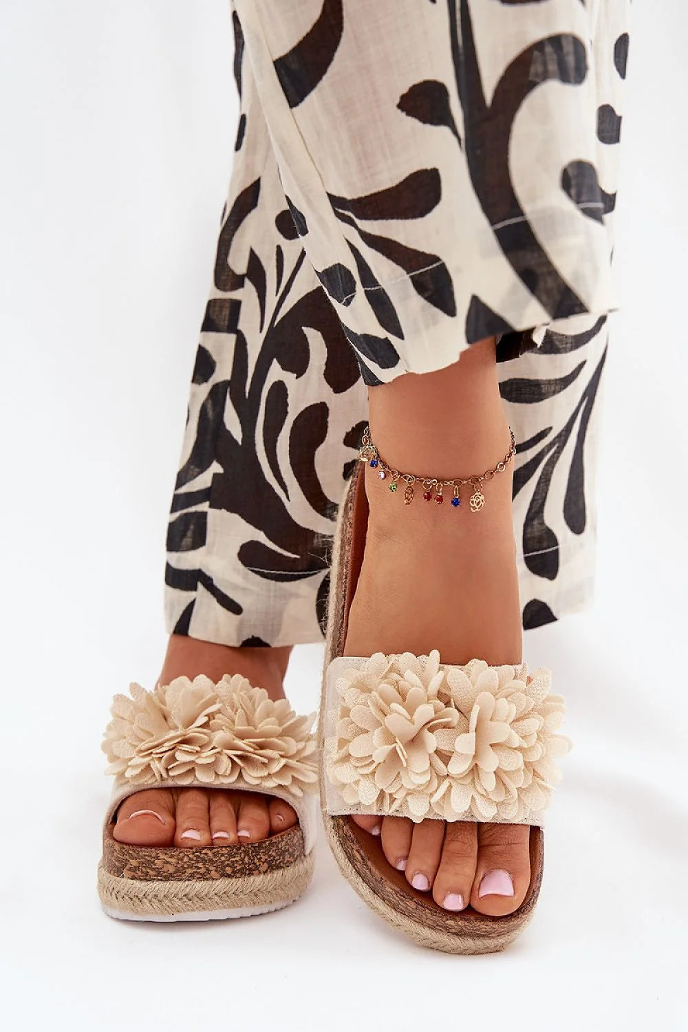 mules espadrilles femme tongs plateforme liège tressé jute larges brides fleurs tissu bout ouvert semelle rembourrée cuir suédé écologique