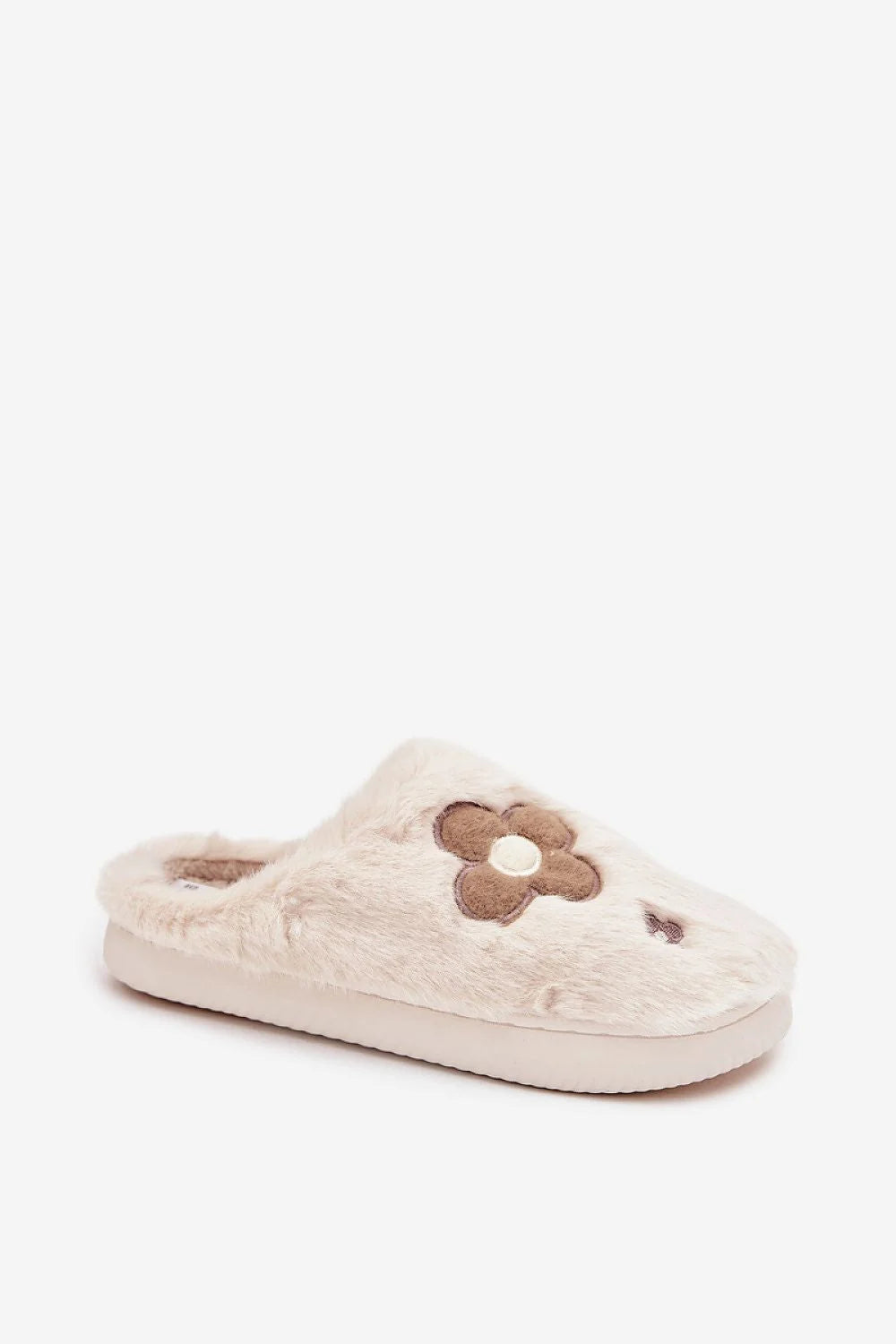 chaussons femme mules fourrure fausse beige crème bout fermé talon ouvert fleurs brodées tonalités marron clair doublure moelleuse
