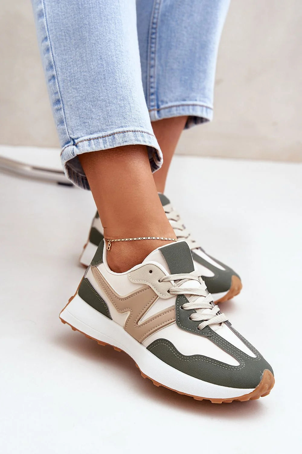 Chaussures de sport Step in style pour femmes design moderne athleisure cuir écologique tissu semelle crampons amorti confort quotidien