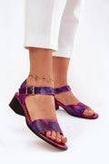 Sandales à talons carrés pour femmes, design épuré, cuir naturel, confort tout le jour, style élégant, occasionnels semi-formels, ajustement parfait, fermure à boucle métallique